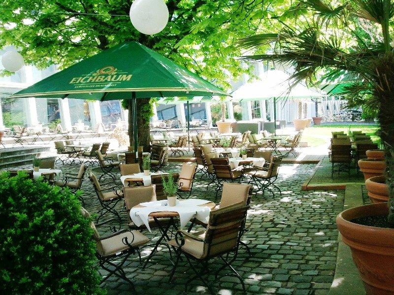 Dorint Kongresshotel MHG Buitenkant foto