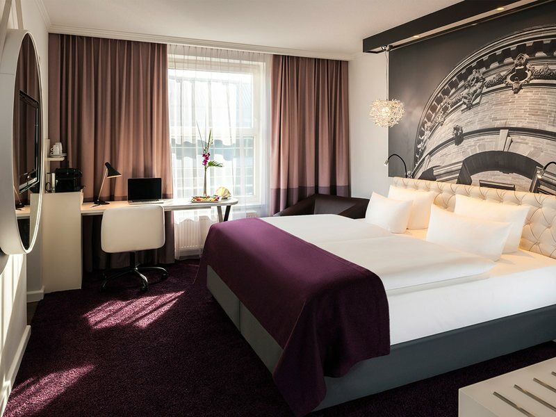 Dorint Kongresshotel MHG Buitenkant foto